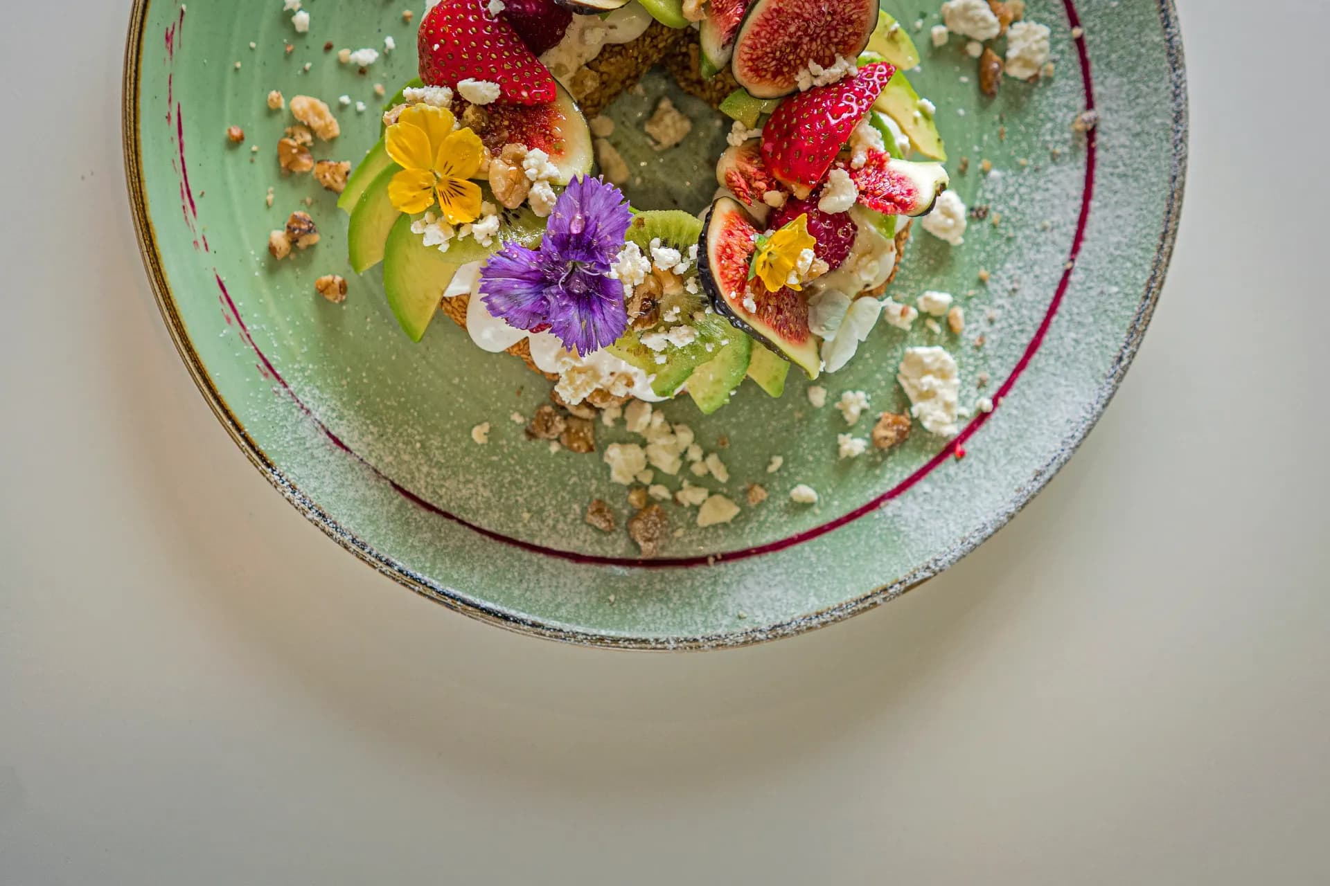 Coffee and breakfast table at Nour Maison Milton Keynes